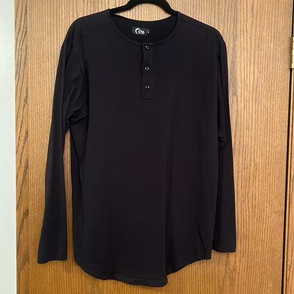 Zyia Active Men’s Henley - Size L - EUC - Picture 1 of 4